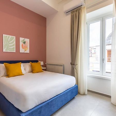 Maria'S Bright Flats At The Cathedral Apartment Naples Luaran gambar