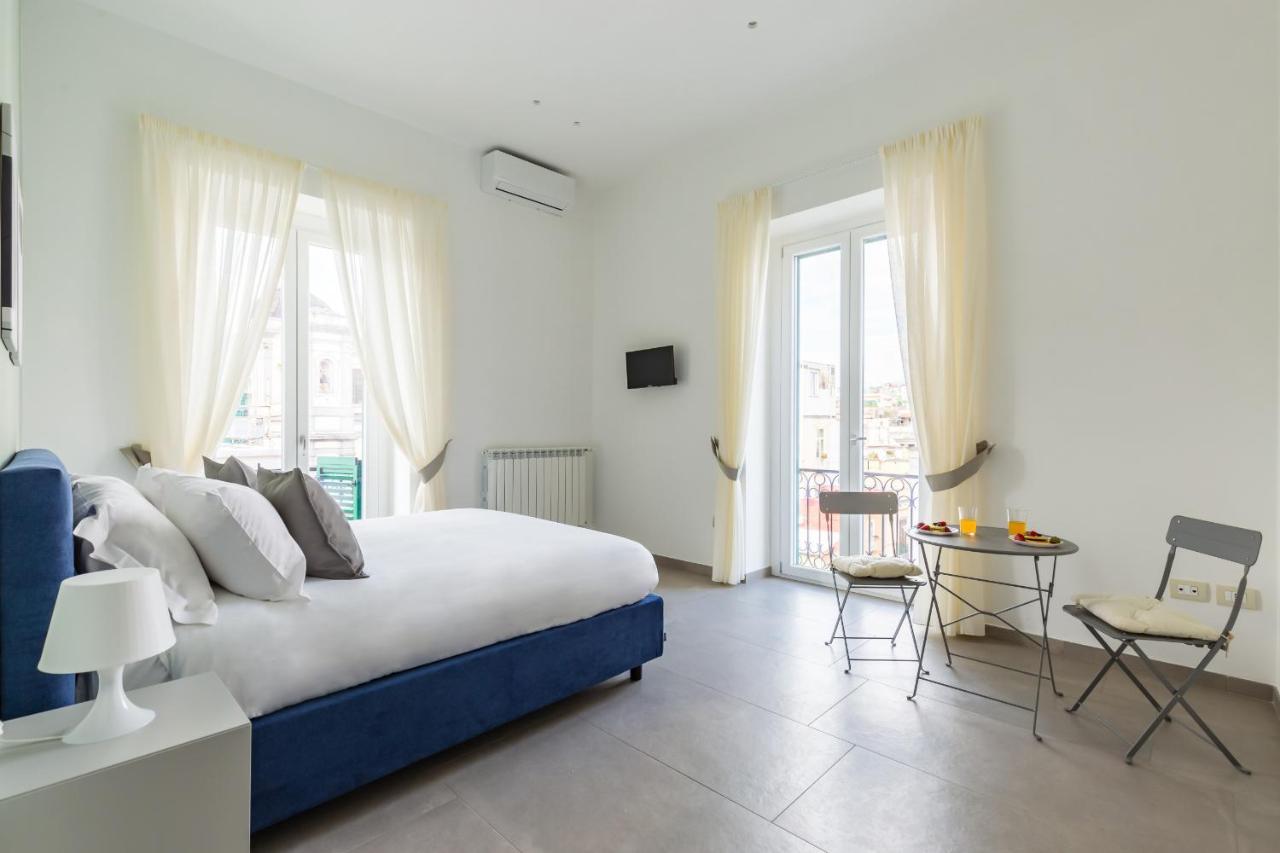 Maria'S Bright Flats At The Cathedral Apartment Naples Luaran gambar