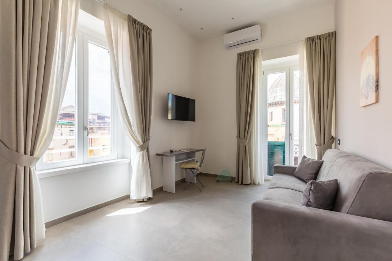 Maria'S Bright Flats At The Cathedral Apartment Naples Luaran gambar