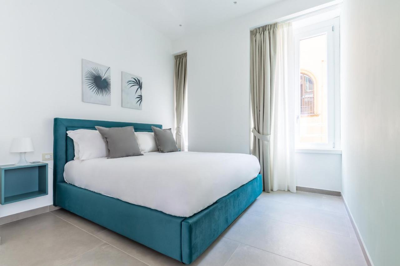 Maria'S Bright Flats At The Cathedral Apartment Naples Luaran gambar