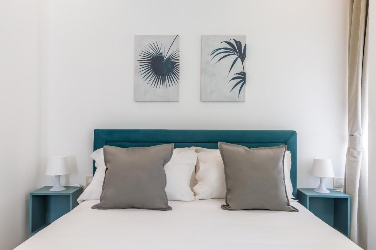 Maria'S Bright Flats At The Cathedral Apartment Naples Luaran gambar