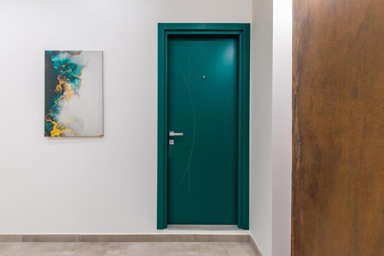 Maria'S Bright Flats At The Cathedral Apartment Naples Luaran gambar
