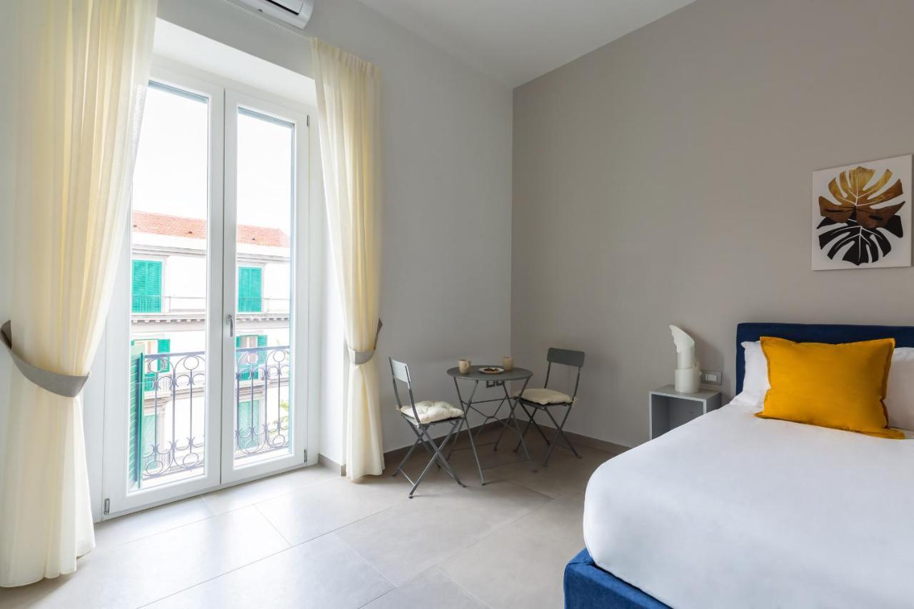 Maria'S Bright Flats At The Cathedral Apartment Naples Luaran gambar