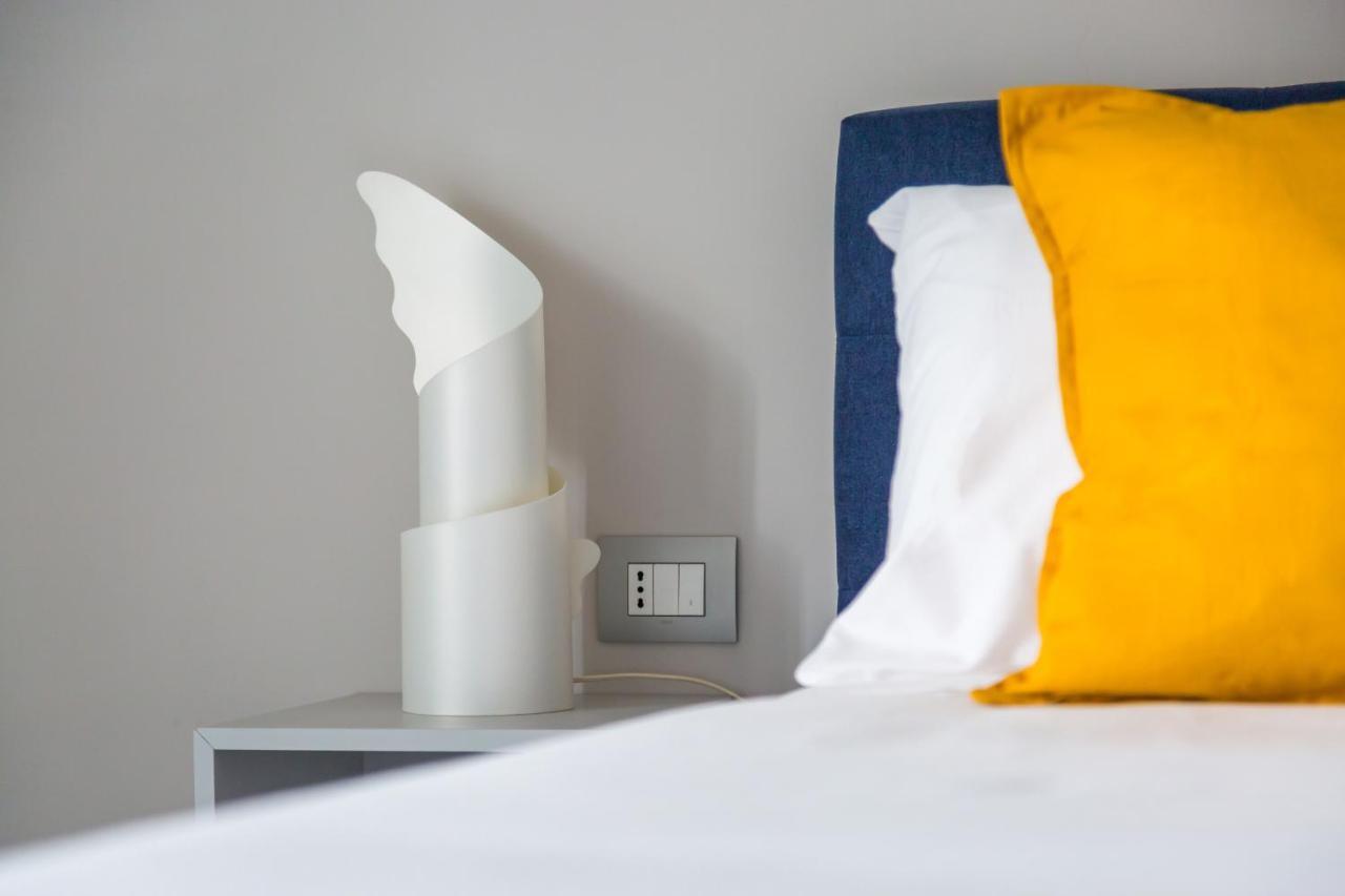 Maria'S Bright Flats At The Cathedral Apartment Naples Luaran gambar